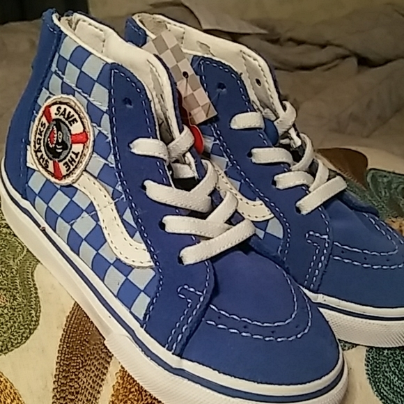 save the sharks vans